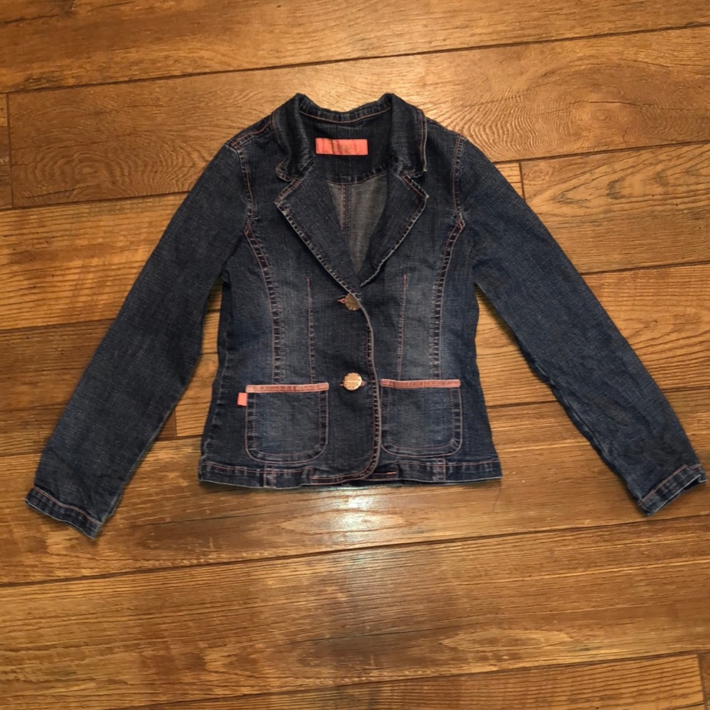 🌼🌼🌼EUC Denim Jacket